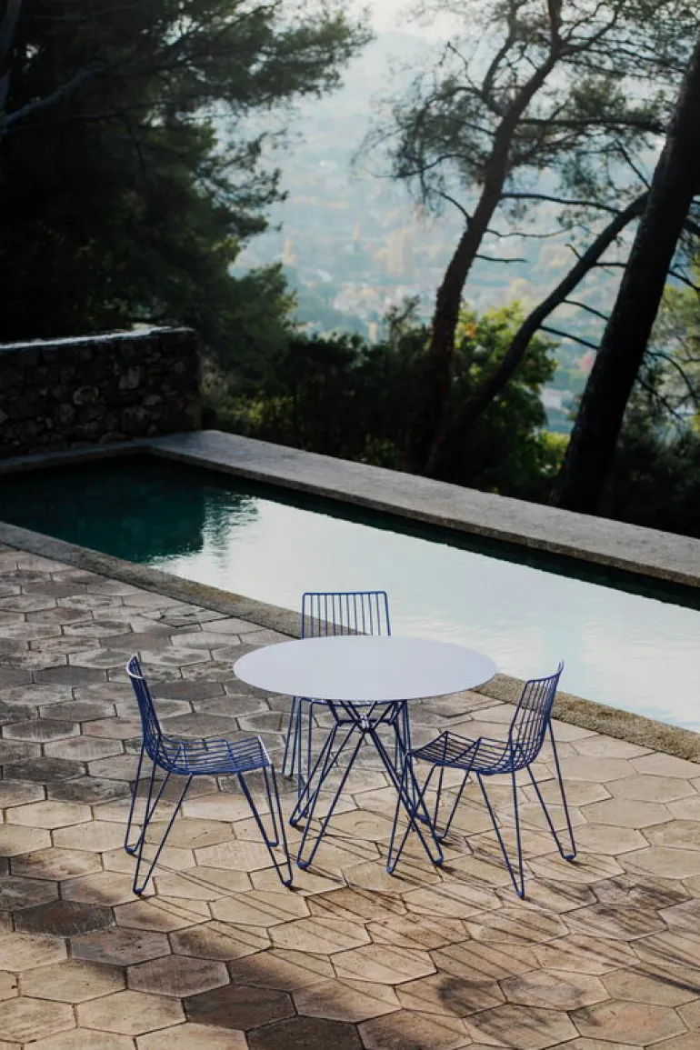 Massproductions Tio chair, overseas blue