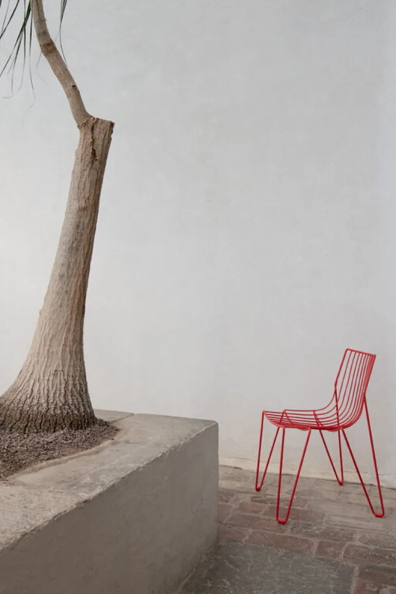 Massproductions Tio chair, pure red