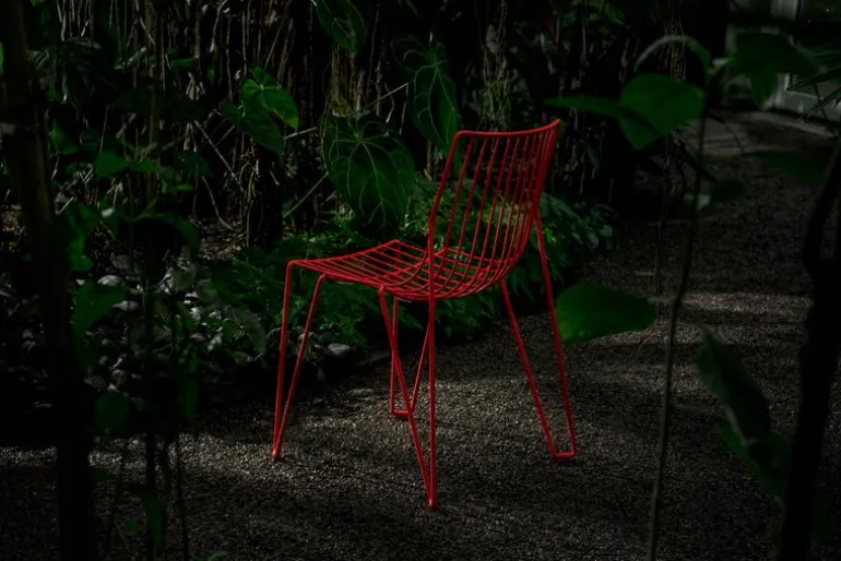 Massproductions Tio chair, pure red