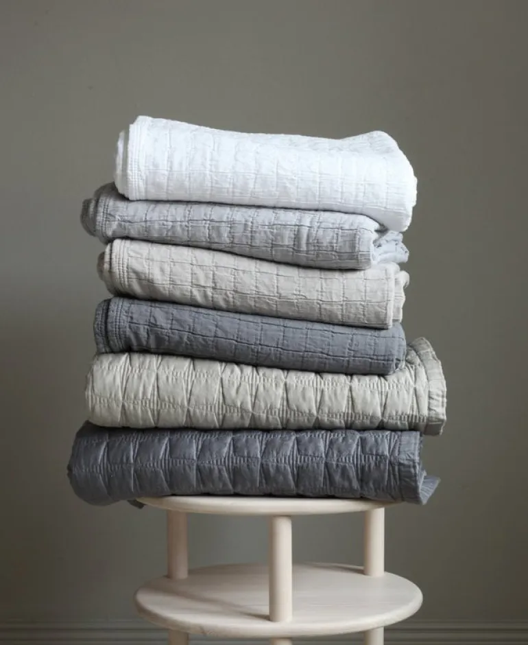 Matri Aava bed cover, 160 x 260 cm, sand