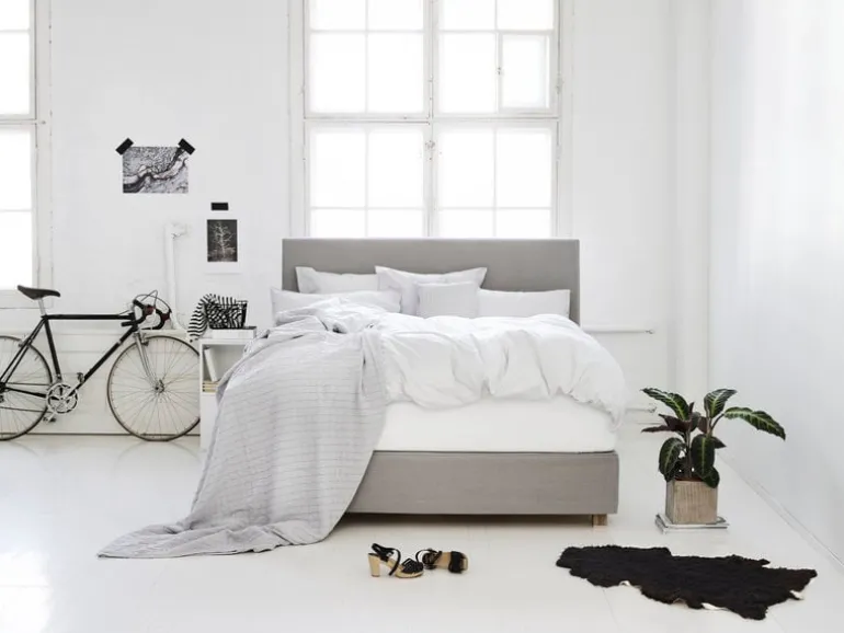 Matri Aava double bed cover, 260 x 260 cm, light grey