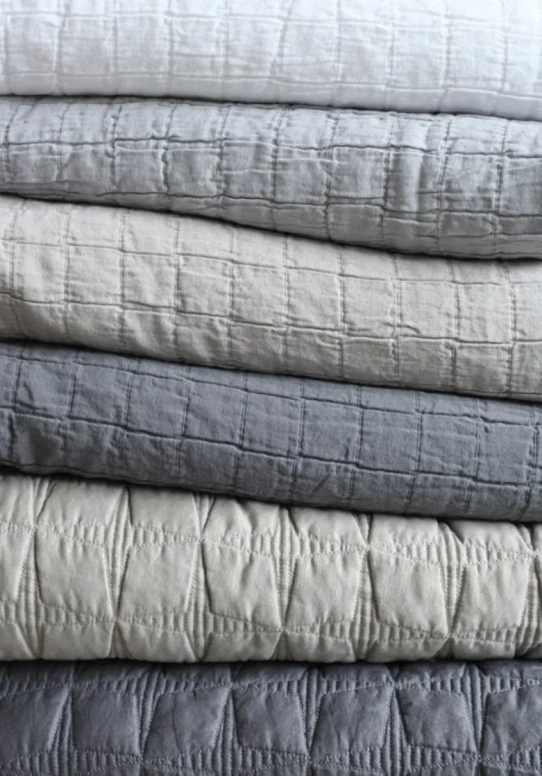 Matri Aava double bed cover, 260 x 260 cm, light grey