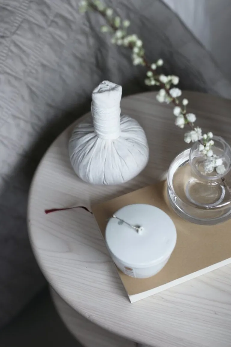 Matri Lempi bedside table, natural ash