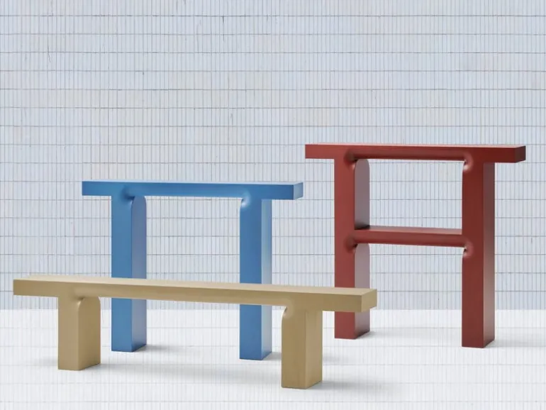 Mattiazzi MC23 Oto medium console, blue