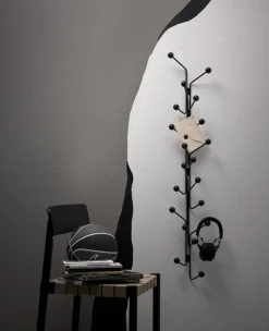 Maze Bill Vertical coat rack, black