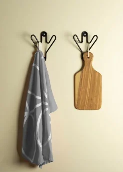 Maze Buddy wall hanger, black