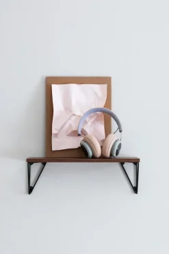 Maze Pythagoras XS shelf with brackets, walnut - black