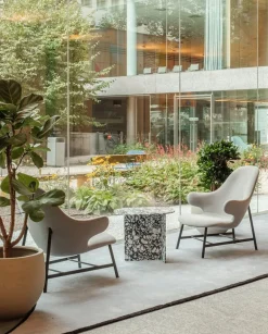 Miniforms Chap side table, Palladio Moro marble