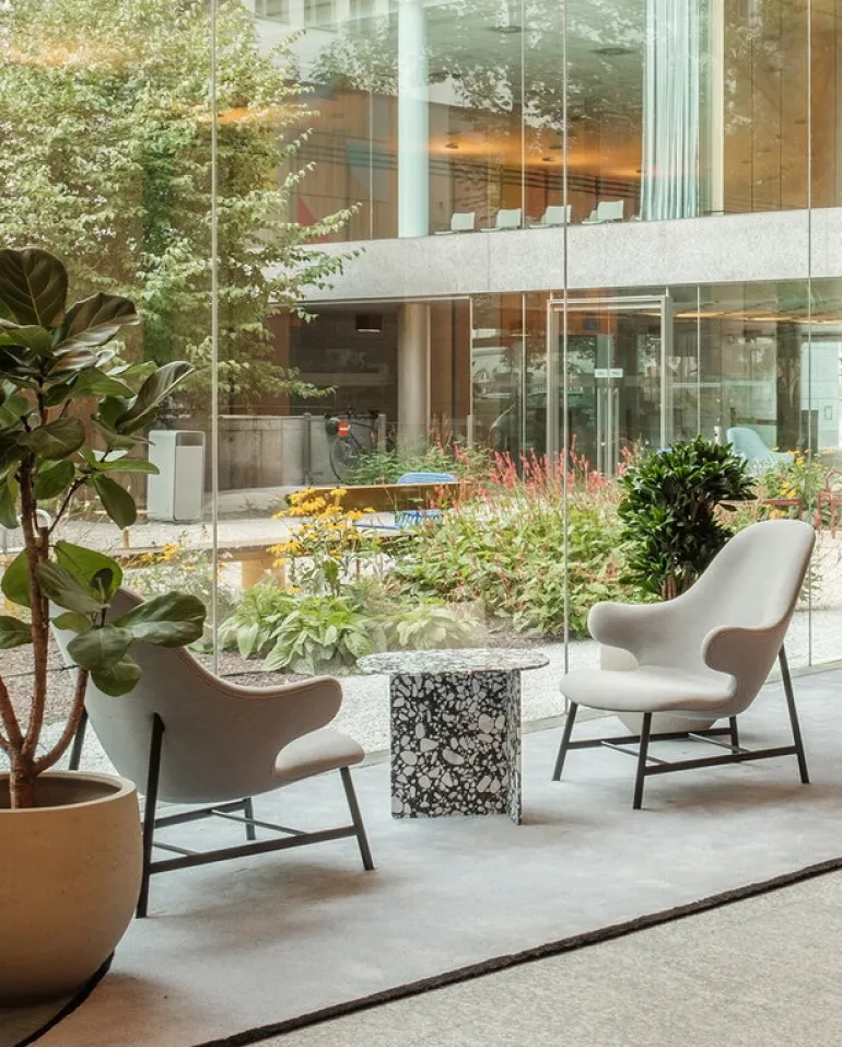 Miniforms Chap side table, Palladio Moro marble