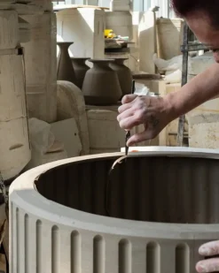 Miniforms Kolos side table, terracotta glazed