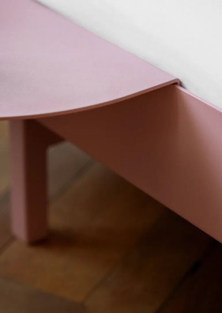 Moebe Bed, 90-180 cm, dusty rose