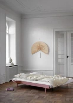 Moebe Bed side table, dusty rose