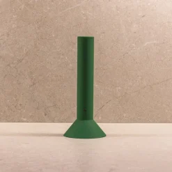 Mono Light Dawn Patrol flashlight, leaf green