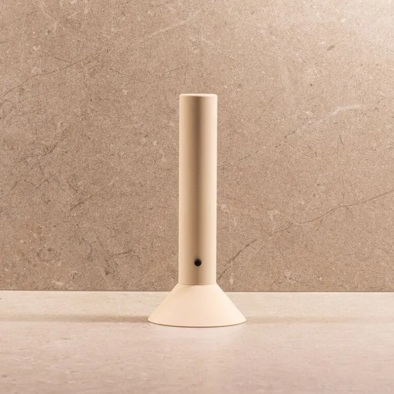 Mono Light Dawn Patrol flashlight, beige red