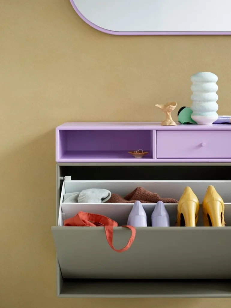 Montana Furniture Figure wall mirror, 148 Flint