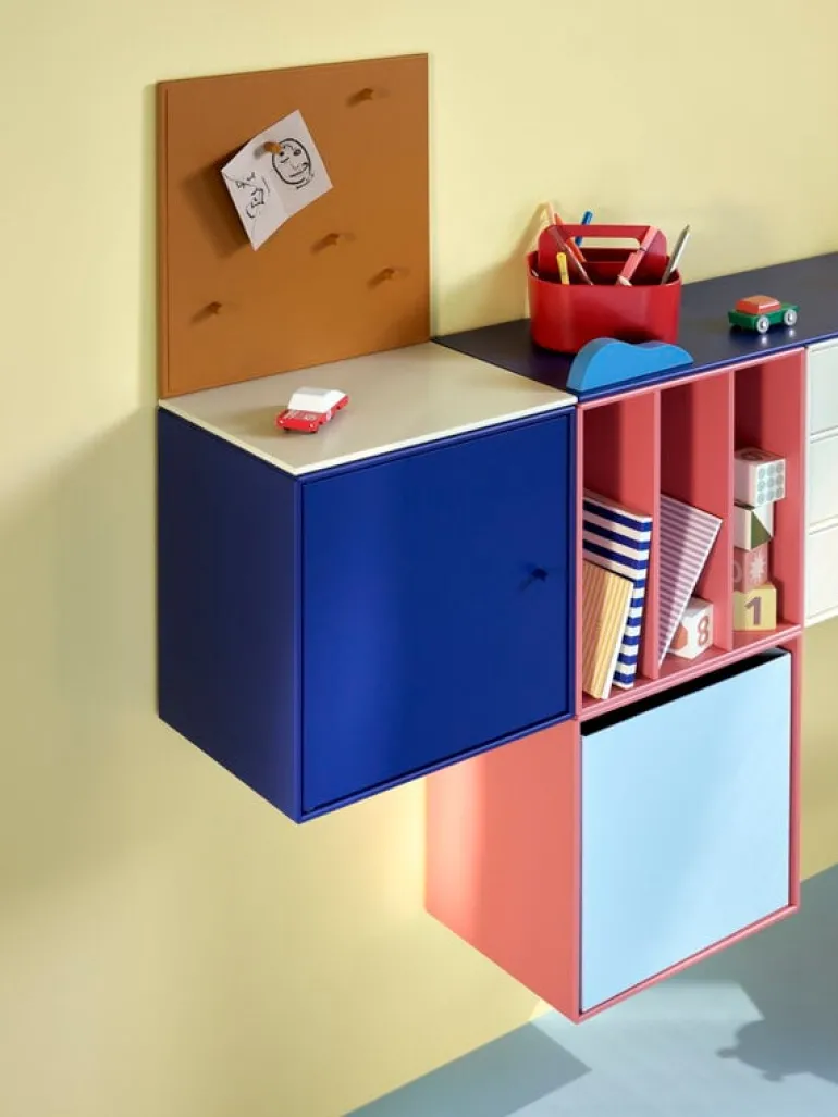 Montana Furniture Montana Mini module with door, 151 Rhubarb