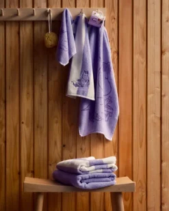 Moomin Arabia Moomin hand towel, 50 x 70 cm, Snorkmaiden, purple