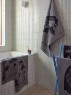 Moomin Arabia Moomin mug, Groke, dark blue