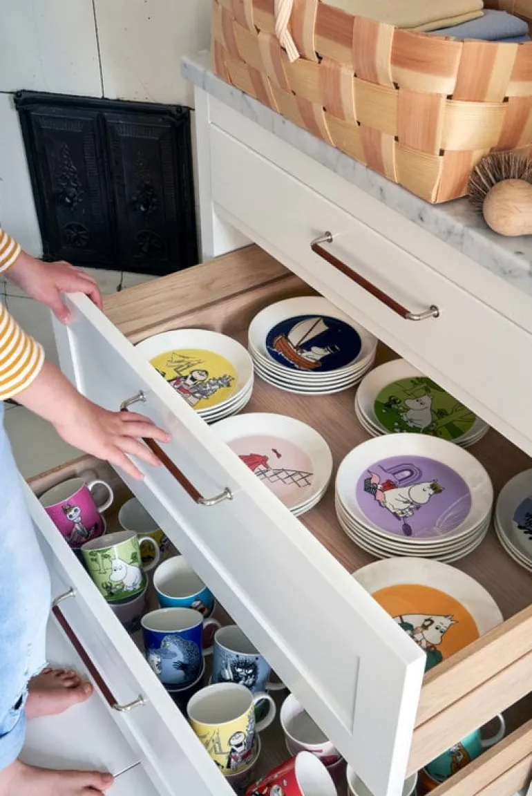 Moomin Arabia Moomin mug, Groke, dark blue