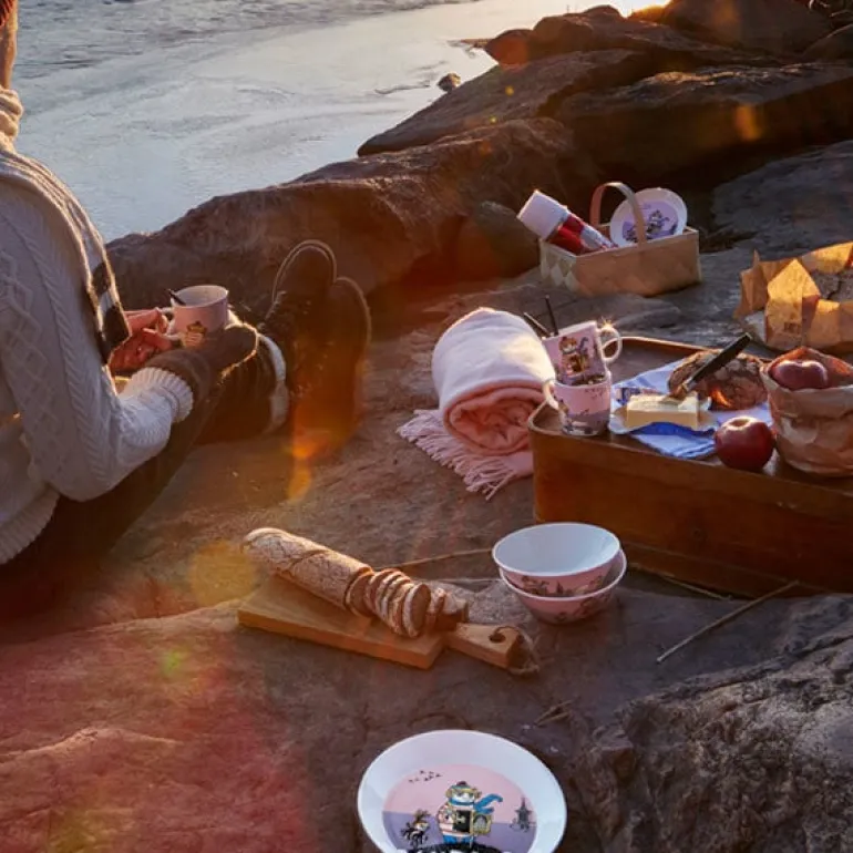 Moomin Arabia Moomin mug, Tooticky, purple