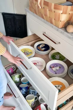 Moomin Arabia Moomin mug, Misabel, yellow