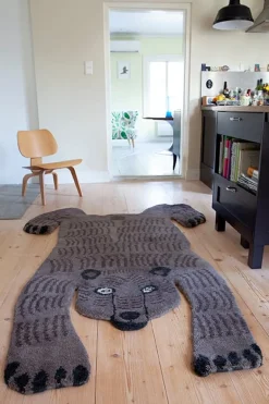 MUM's Bear rug, dark brown