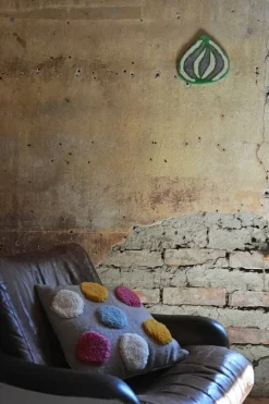 MUM's Onion wall art, 30 x 25 cm, purple