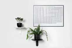 Muoto Collection Turn wall shelf, black