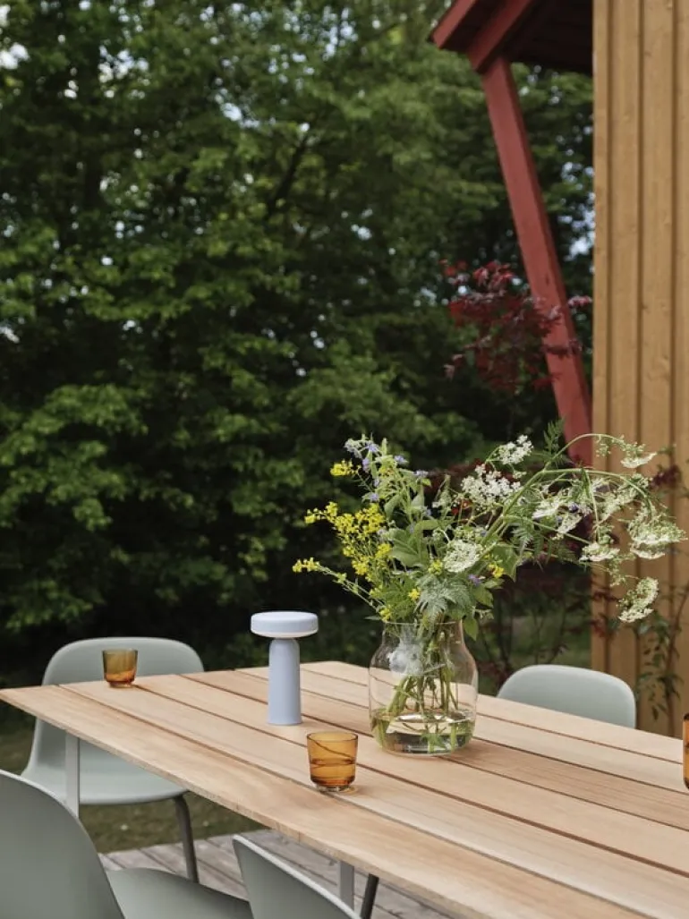 Muuto 70/70 Outdoor table, 225 x 90 cm, Sapele Mahogany - grey