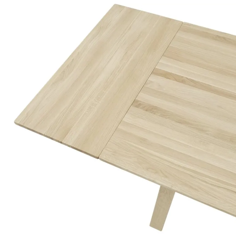 Muuto Earnest extendable table, 205 x 100 cm, oiled oak