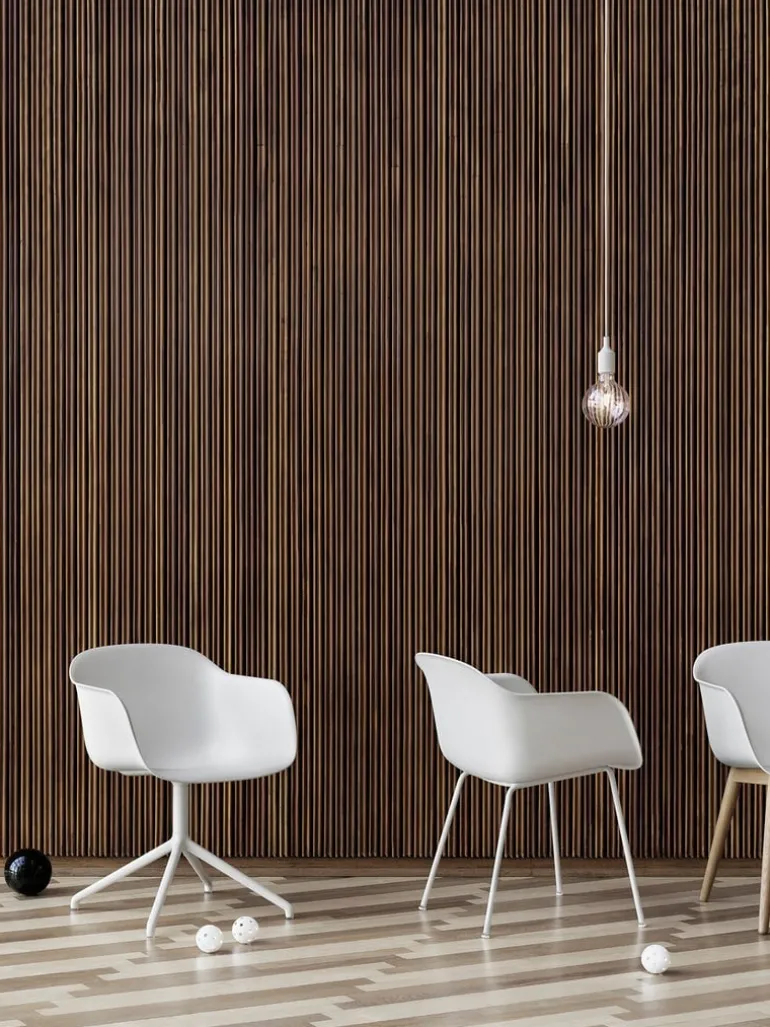 Muuto Fiber armchair, tube base, white