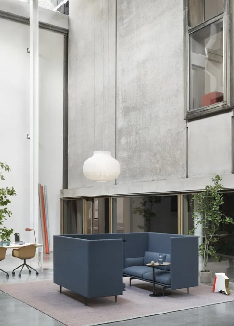 Muuto Leaf table lamp, copper brown