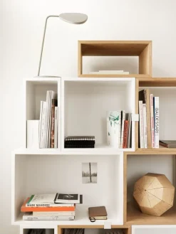 Muuto Leaf table lamp, grey