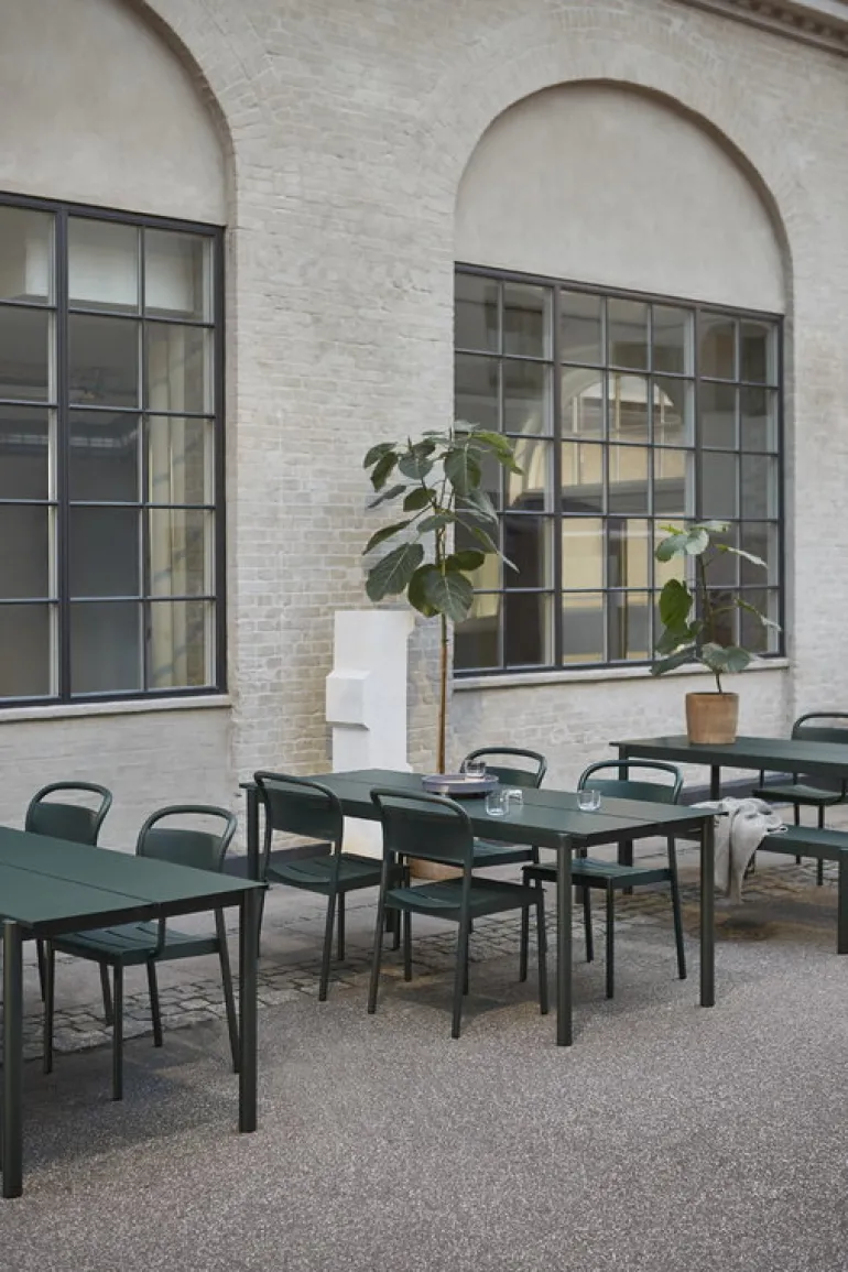 Muuto Linear Steel table 200 x 75 cm, dark green