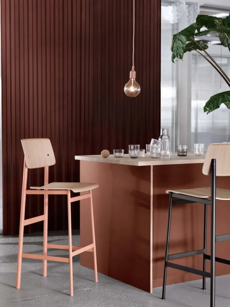 Muuto Loft bar stool 65 cm, black