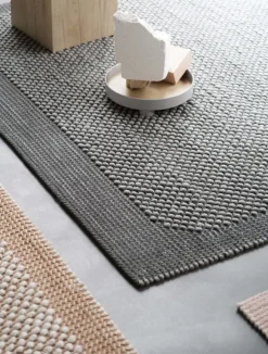 Muuto Pebble rug, pale rose