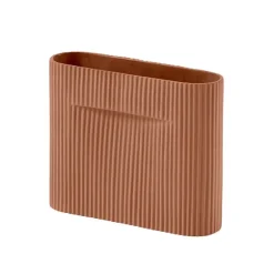 Muuto Ridge vase, 16,5 cm, terracotta