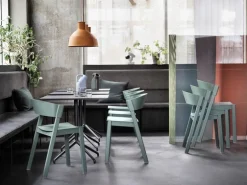 Muuto Still Cafe table 75 x 65 cm, black