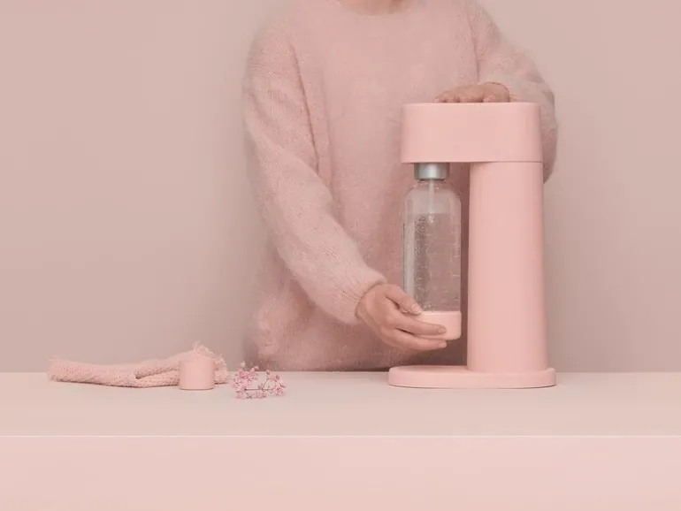 Mysoda Woody sparkling water maker, pink