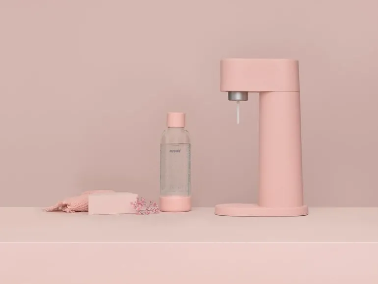Mysoda Woody sparkling water maker, pink