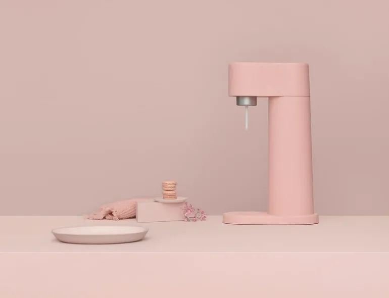 Mysoda Woody sparkling water maker, pink