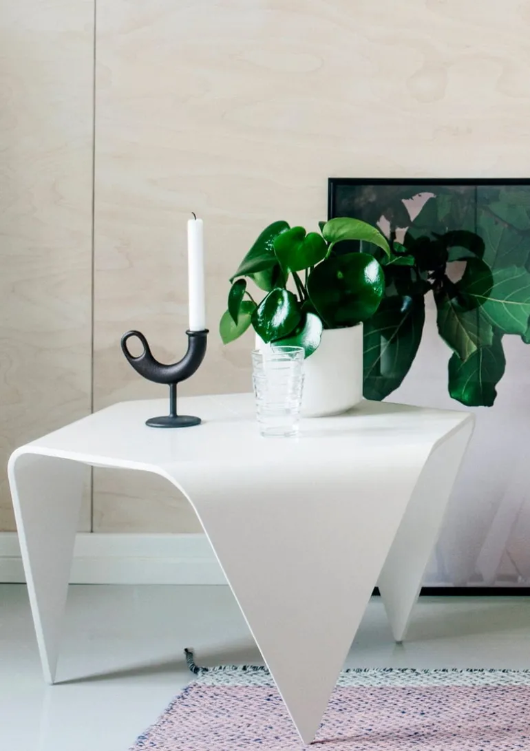 Nedre Foss Ildhane candleholder, black