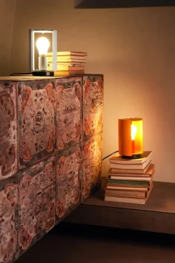 Nemo Lighting Pivotante à Poser table lamp, yellow