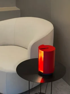 Nemo Lighting Pivotante à Poser table lamp, carmine red