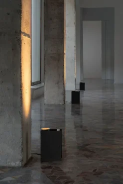 Nemo Lighting Plint floor/table lamp, black