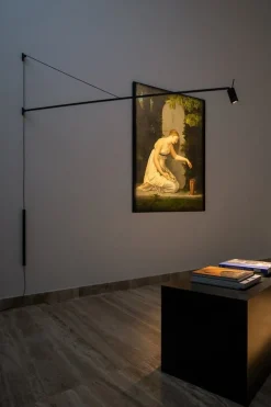 Nemo Lighting Swan wall lamp, black