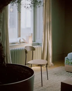 New Works Missing chair, oak - black