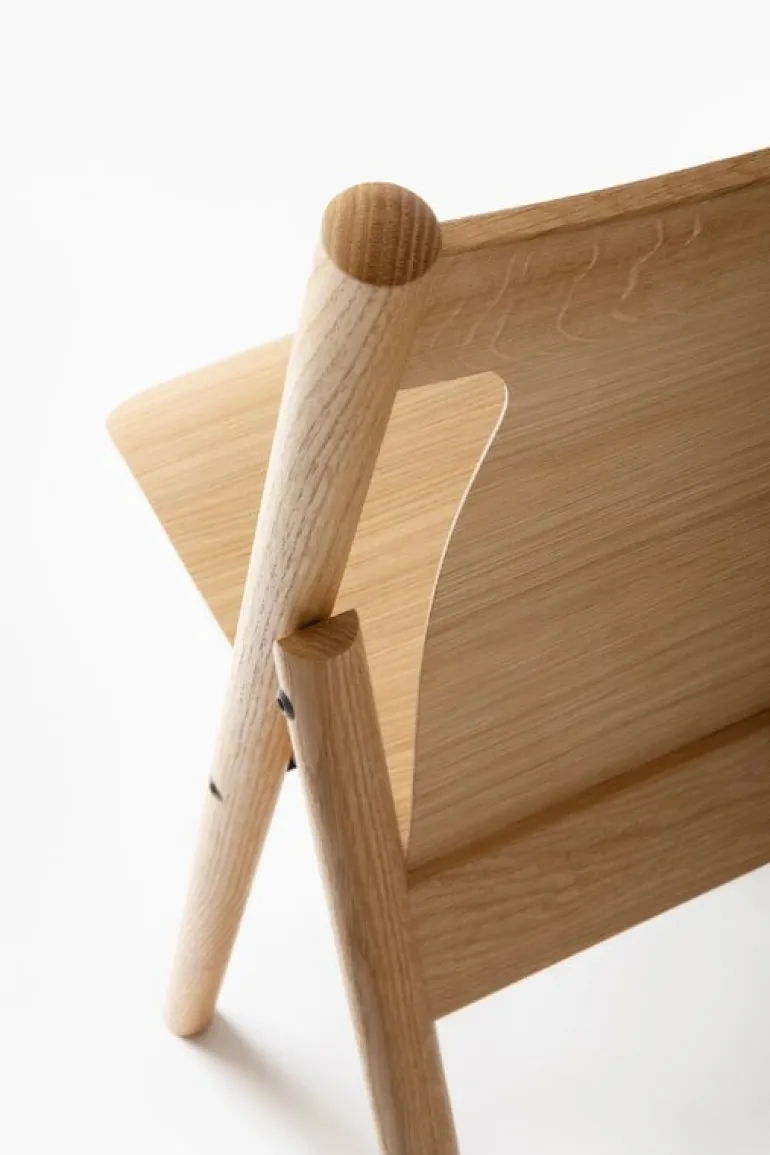 Nikari Faneeri folding chair, lacquered oak