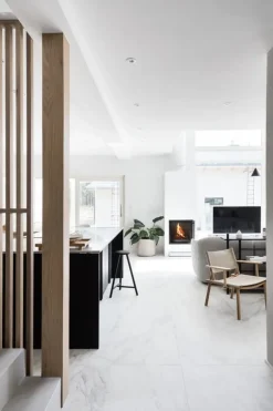 Nikari Perch bar stool 63 cm, black