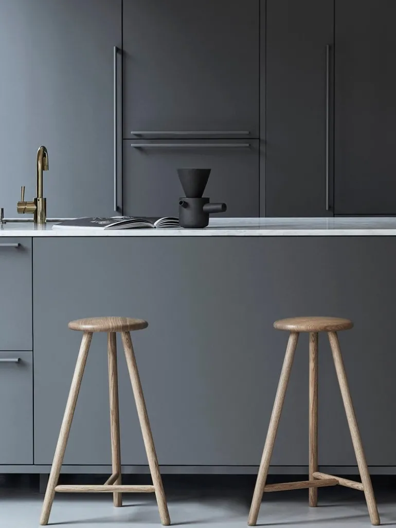 Nikari Perch bar stool 63 cm, oak